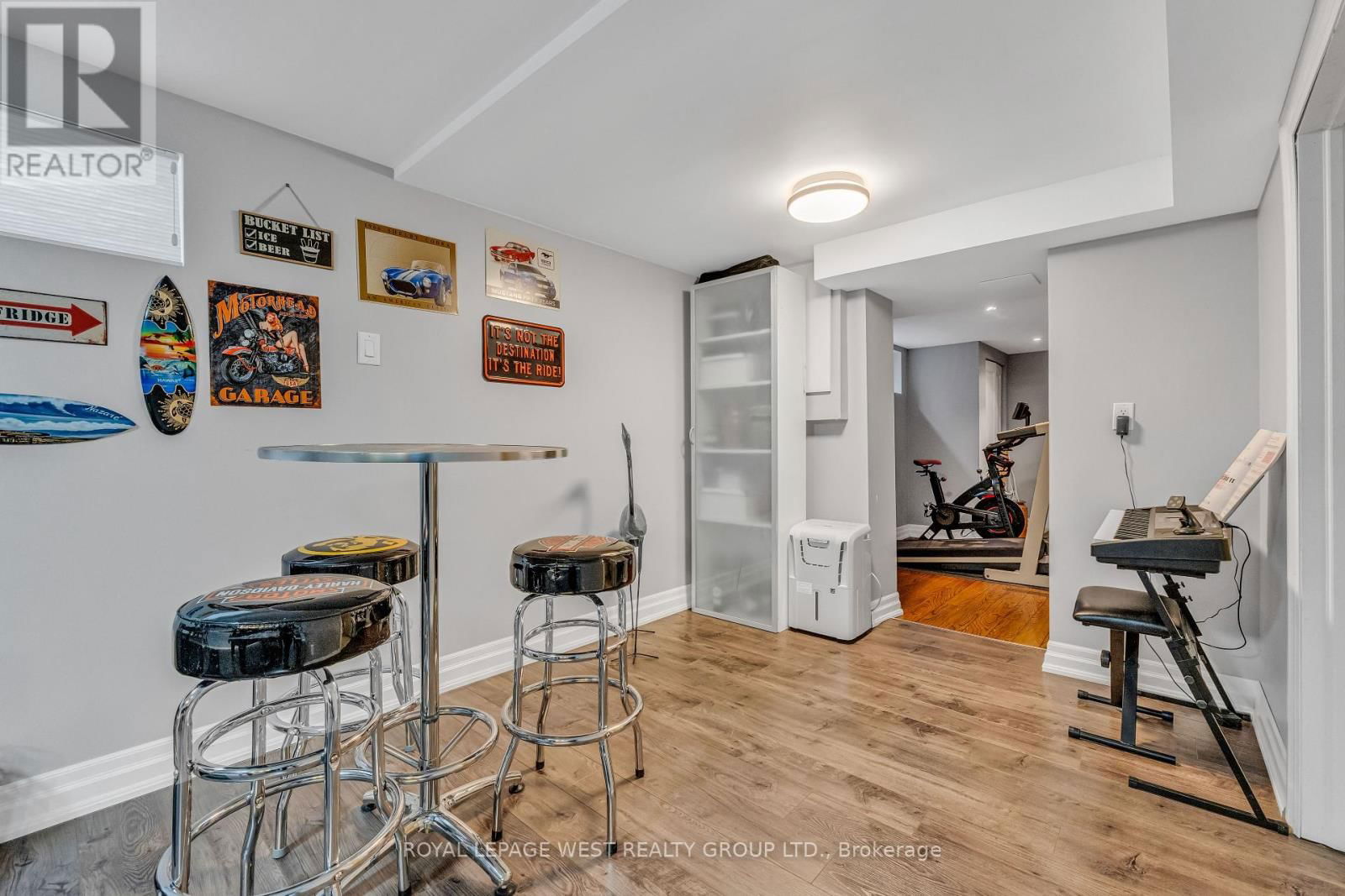 1321 CANFORD CRESCENT Image 26