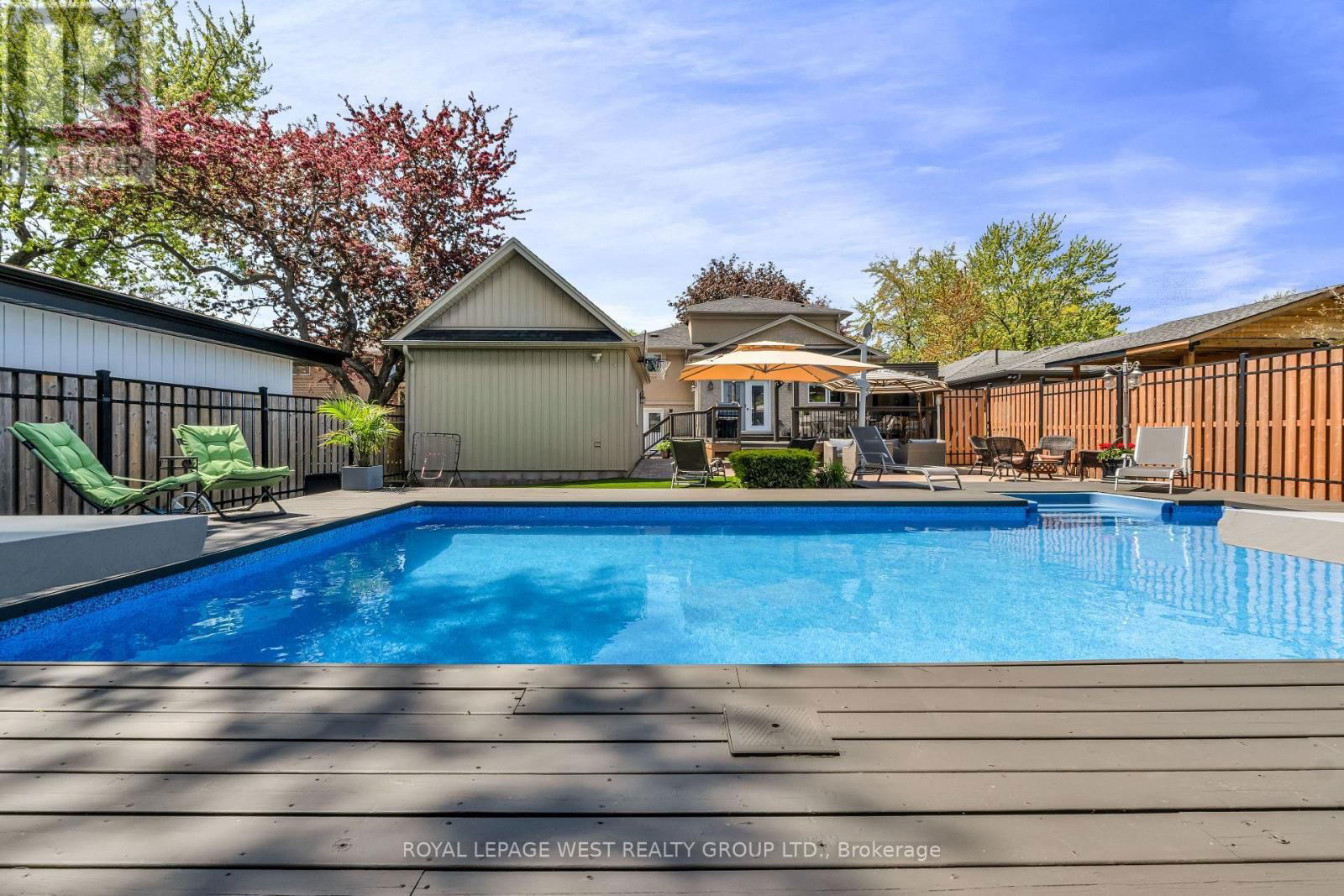 1321 CANFORD CRESCENT Image 36
