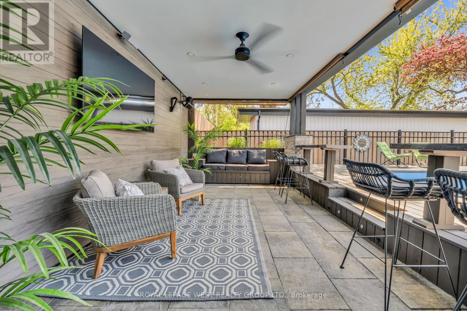 1321 CANFORD CRESCENT Image 38