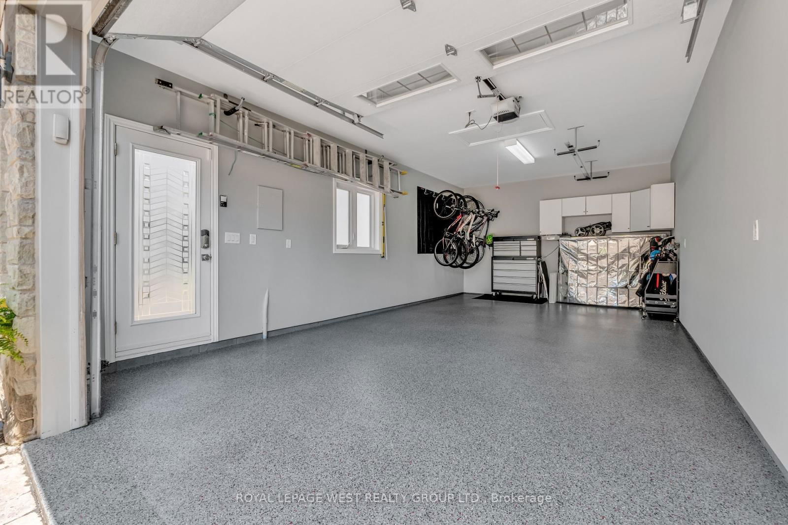 1321 CANFORD CRESCENT Image 41