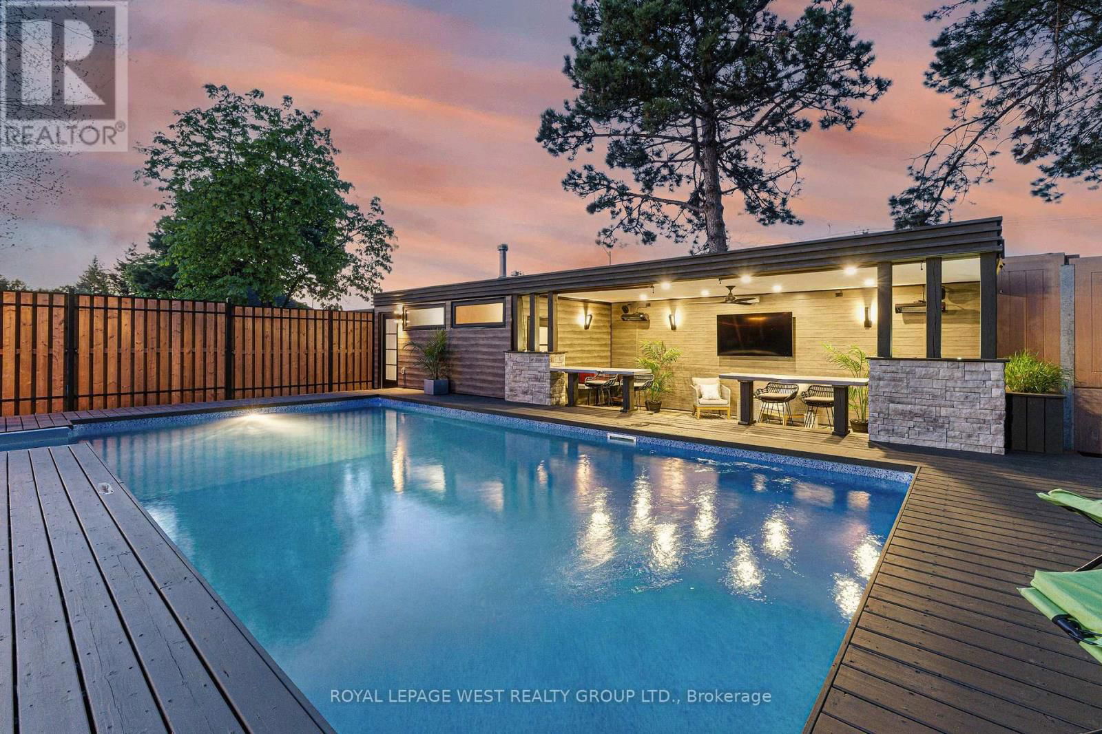 1321 CANFORD CRESCENT Image 50