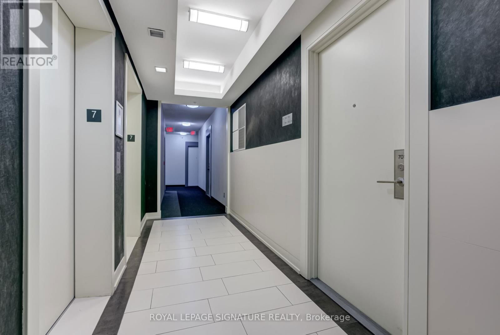 701 - 15 JAMES FINLAY WAY Image 4