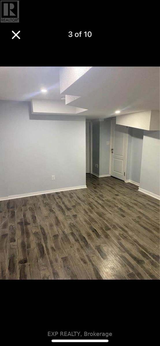 104 COMMODORE DRIVE Image 3