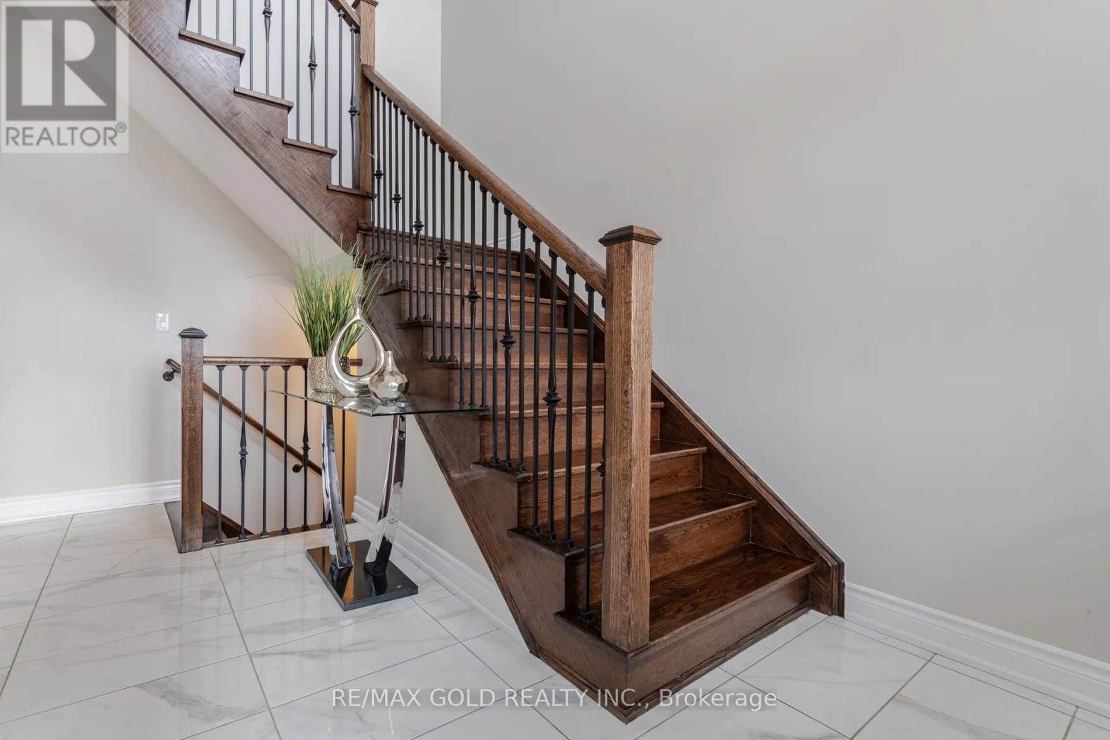 11 CARL FINLAY DRIVE Image 12