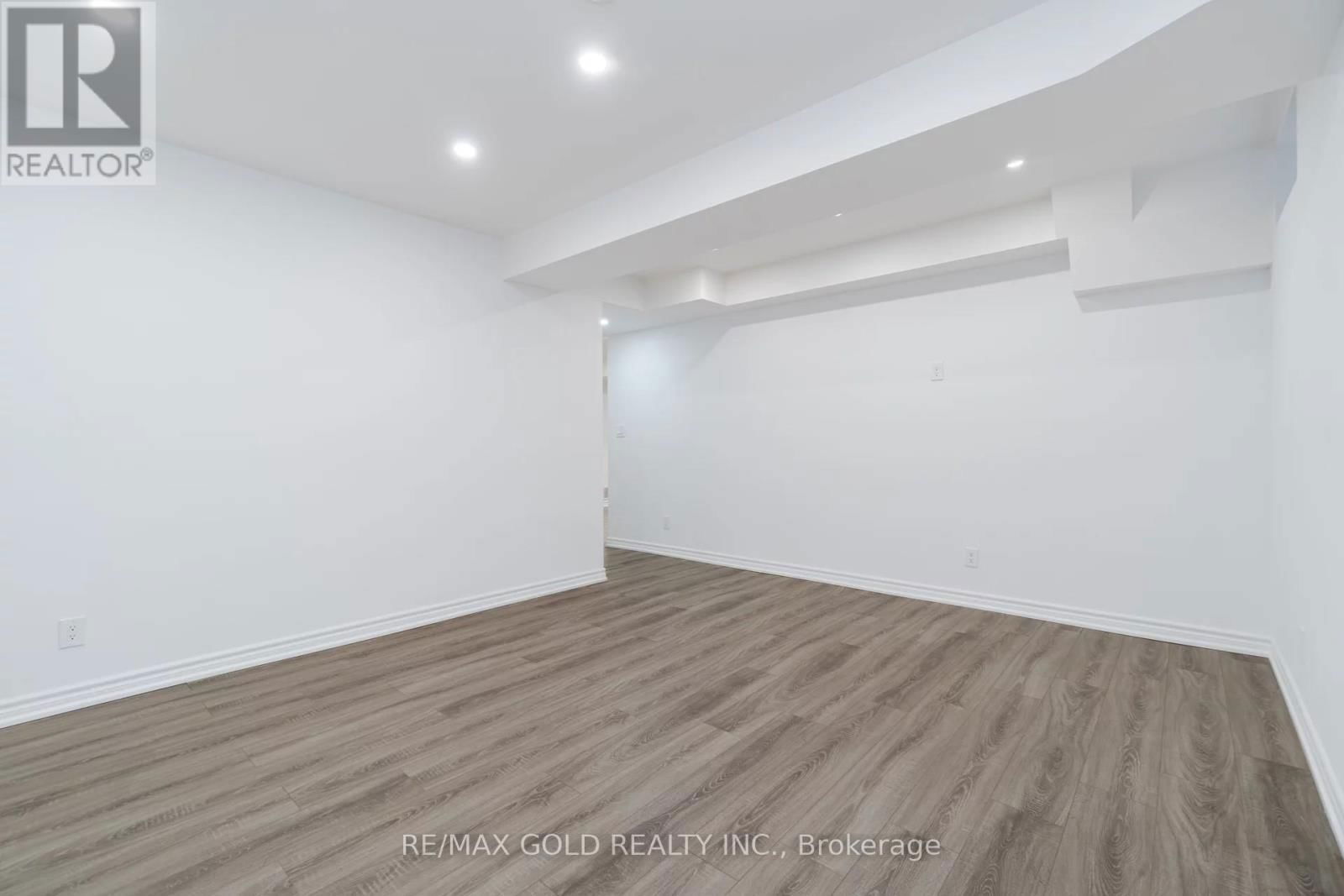11 CARL FINLAY DRIVE Image 24