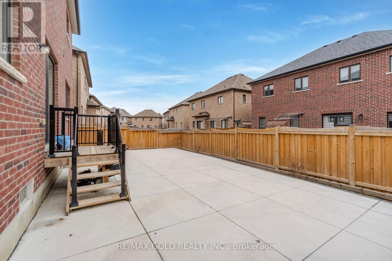 11 CARL FINLAY DRIVE Image 26