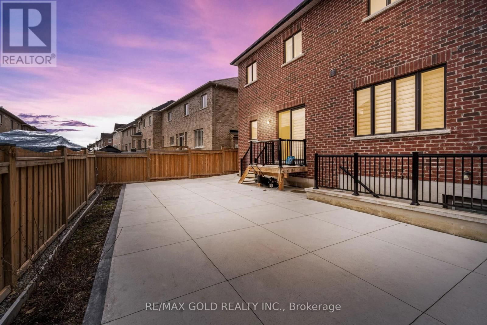 11 CARL FINLAY DRIVE Image 27