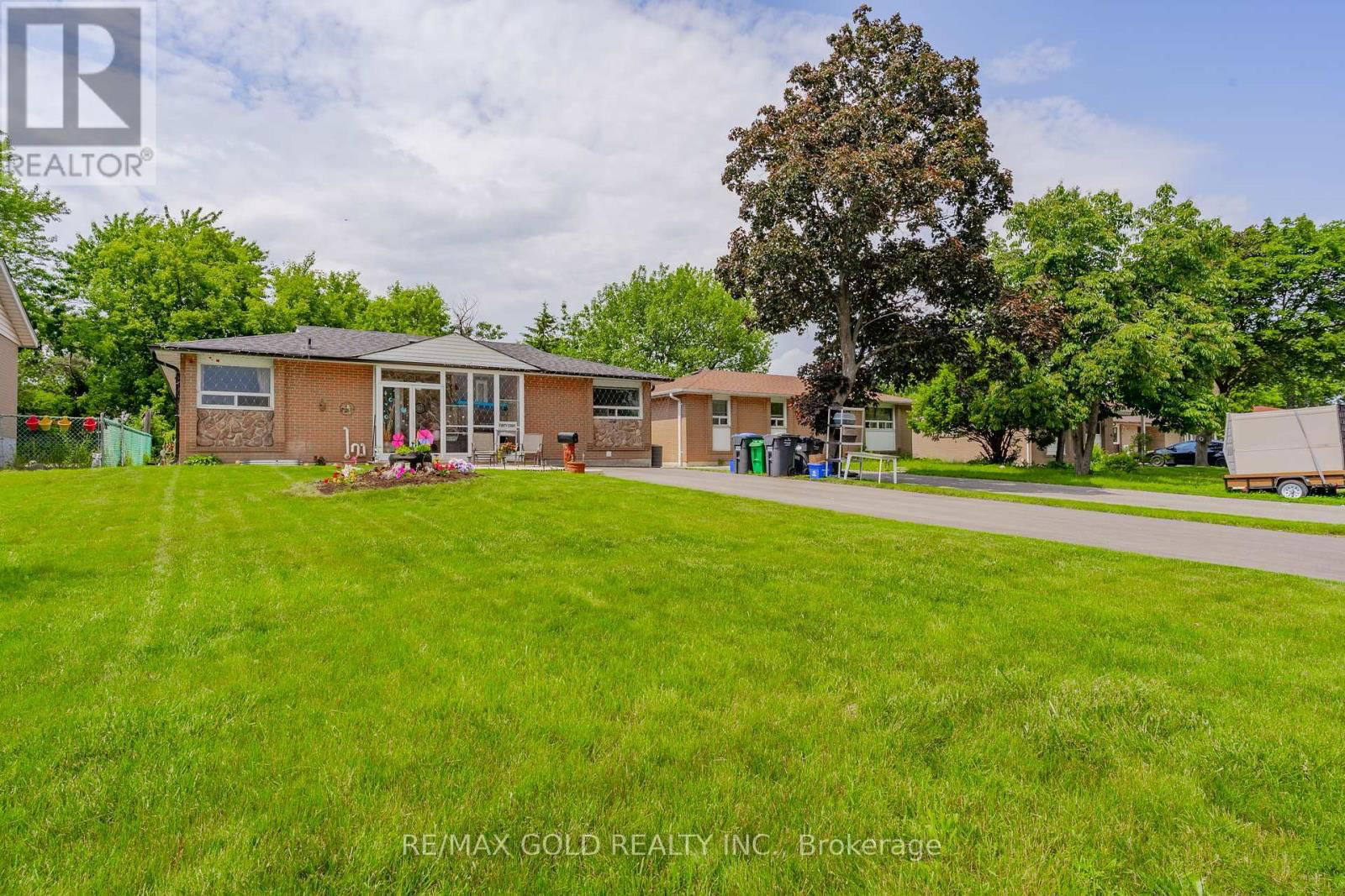 48 DRURY CRESCENT Image 3