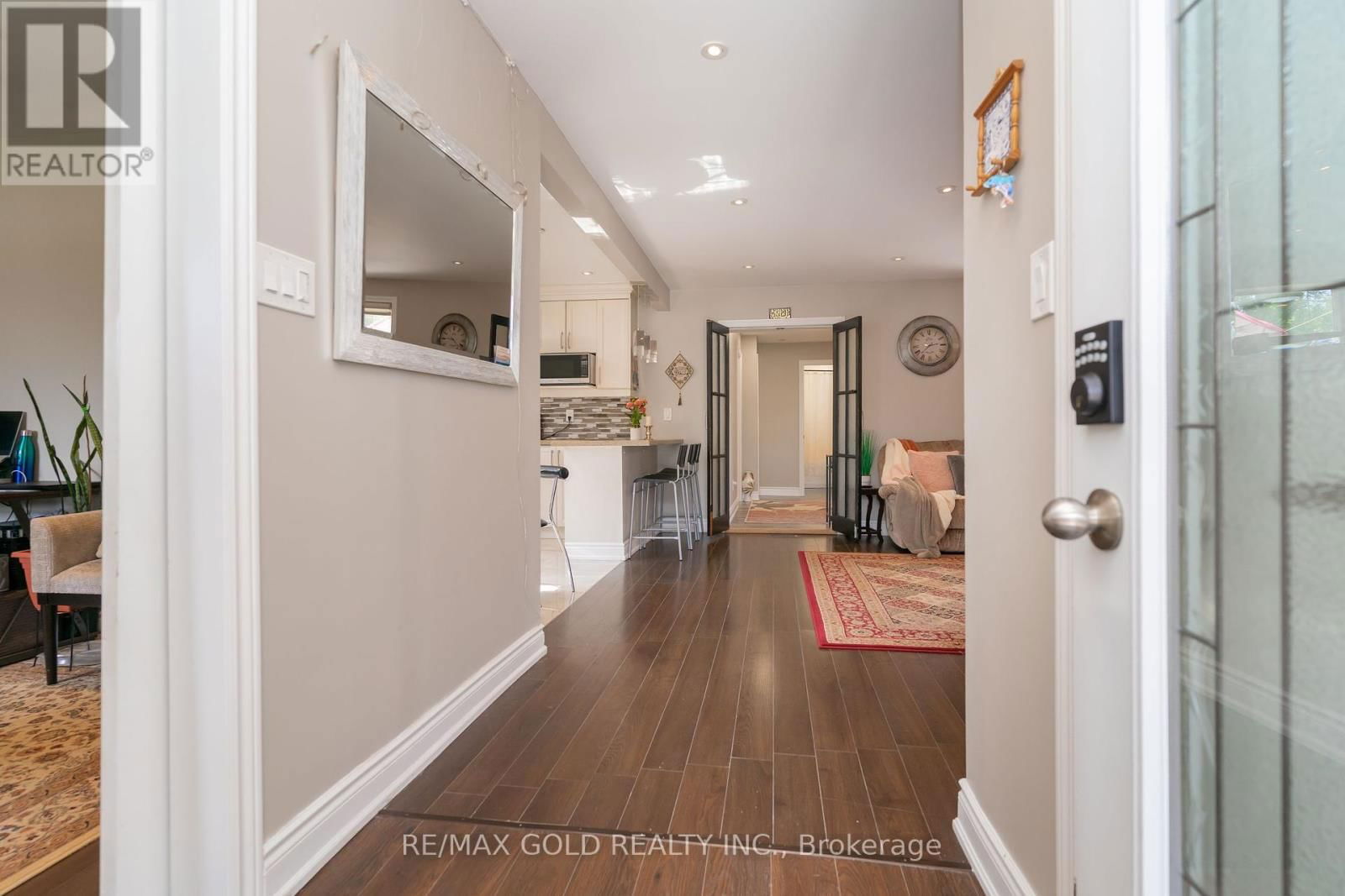 48 DRURY CRESCENT Image 7