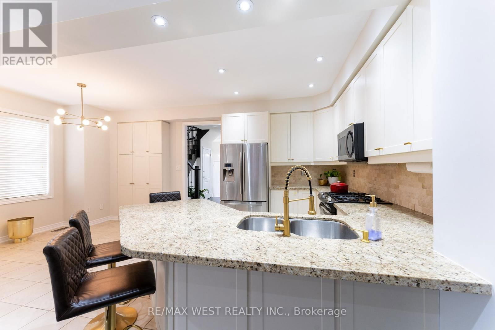 2120 FIDDLERS WAY Image 19