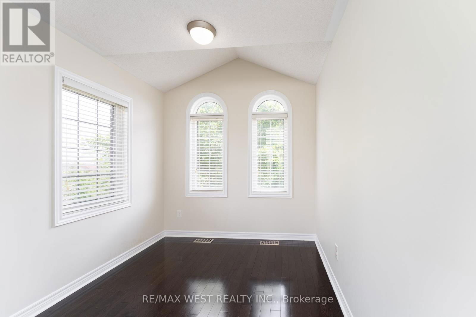 2120 FIDDLERS WAY Image 24