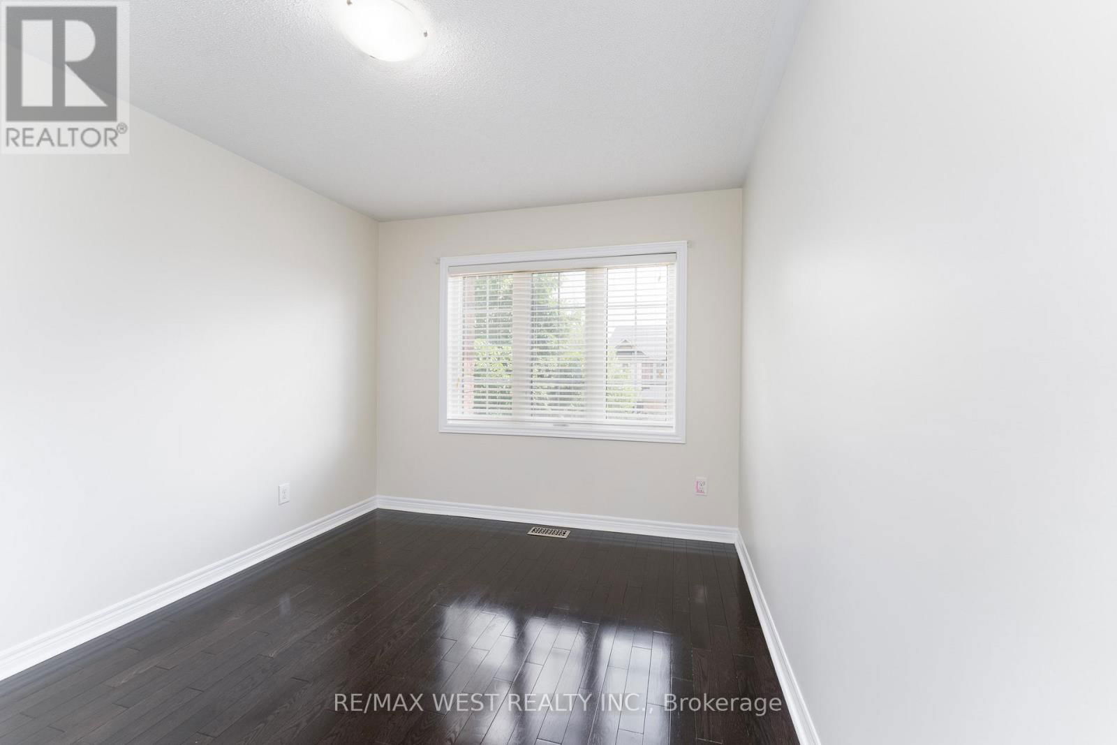 2120 FIDDLERS WAY Image 26