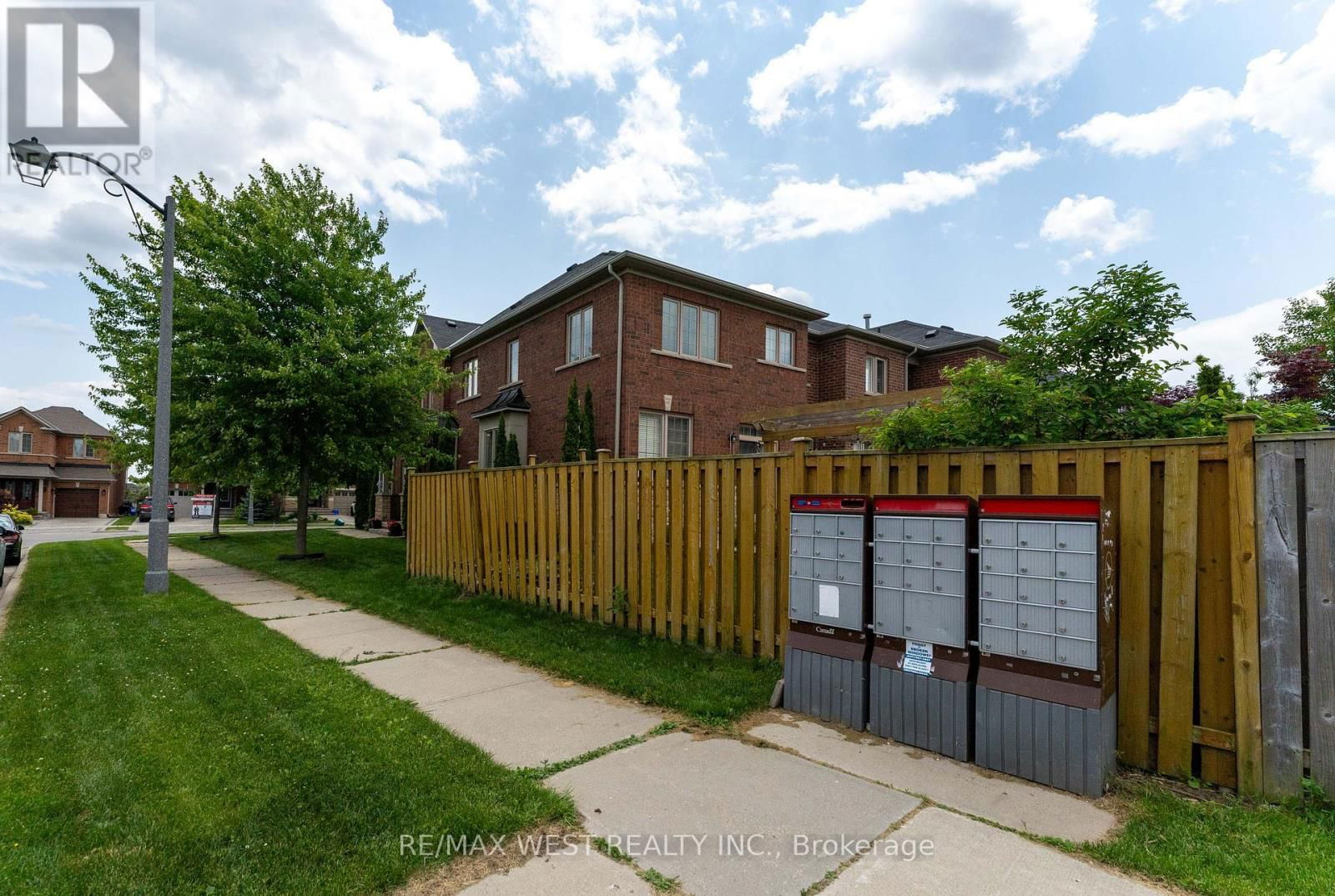 2120 FIDDLERS WAY Image 3