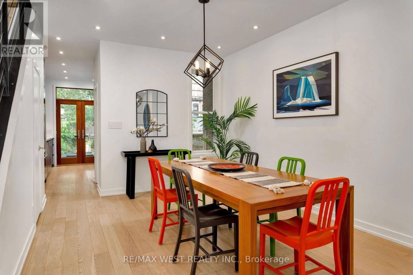 21 COWAN AVENUE Image 10