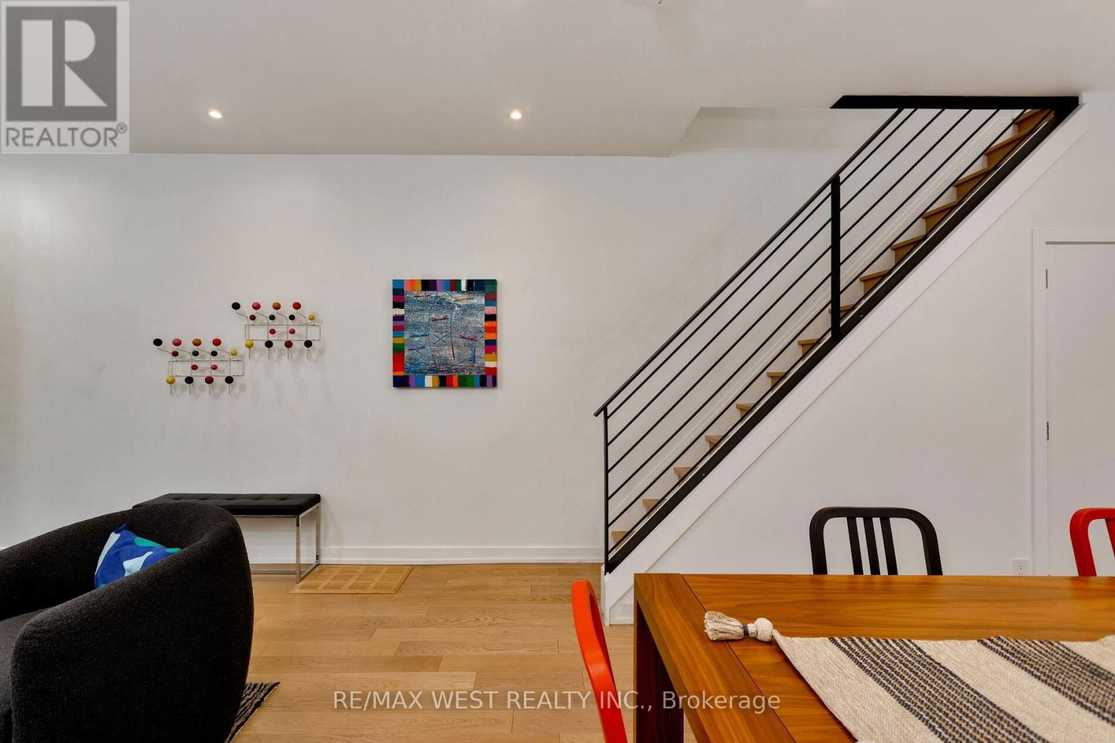 21 COWAN AVENUE Image 20