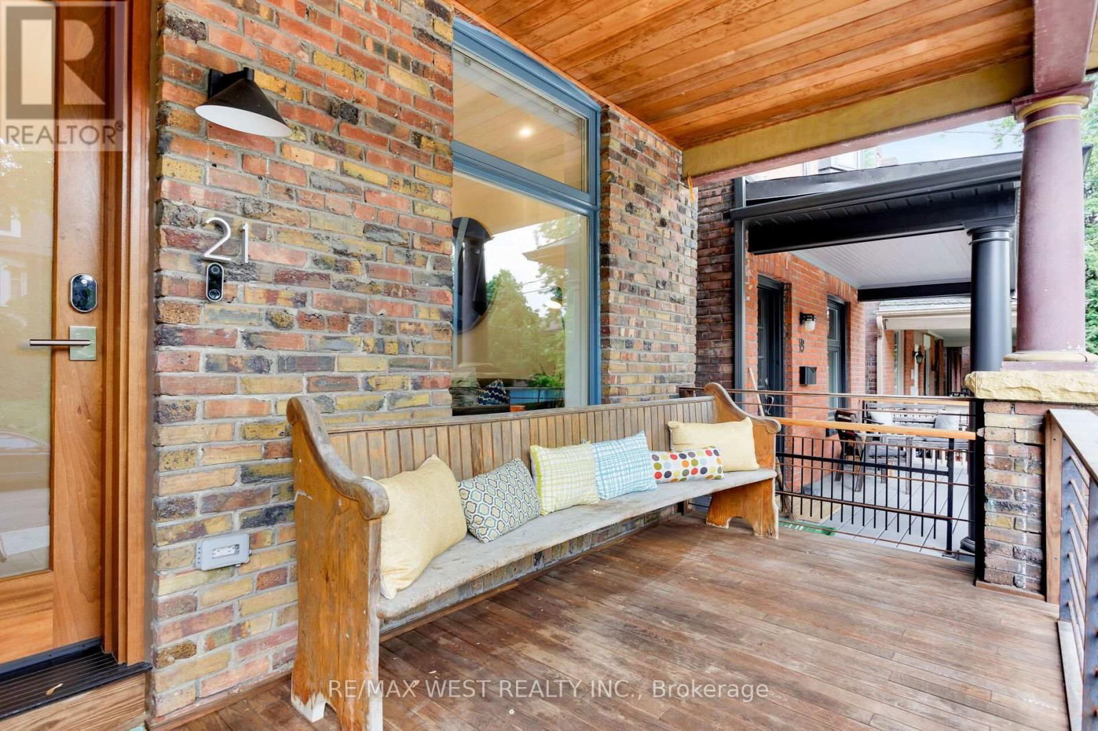 21 COWAN AVENUE Image 3