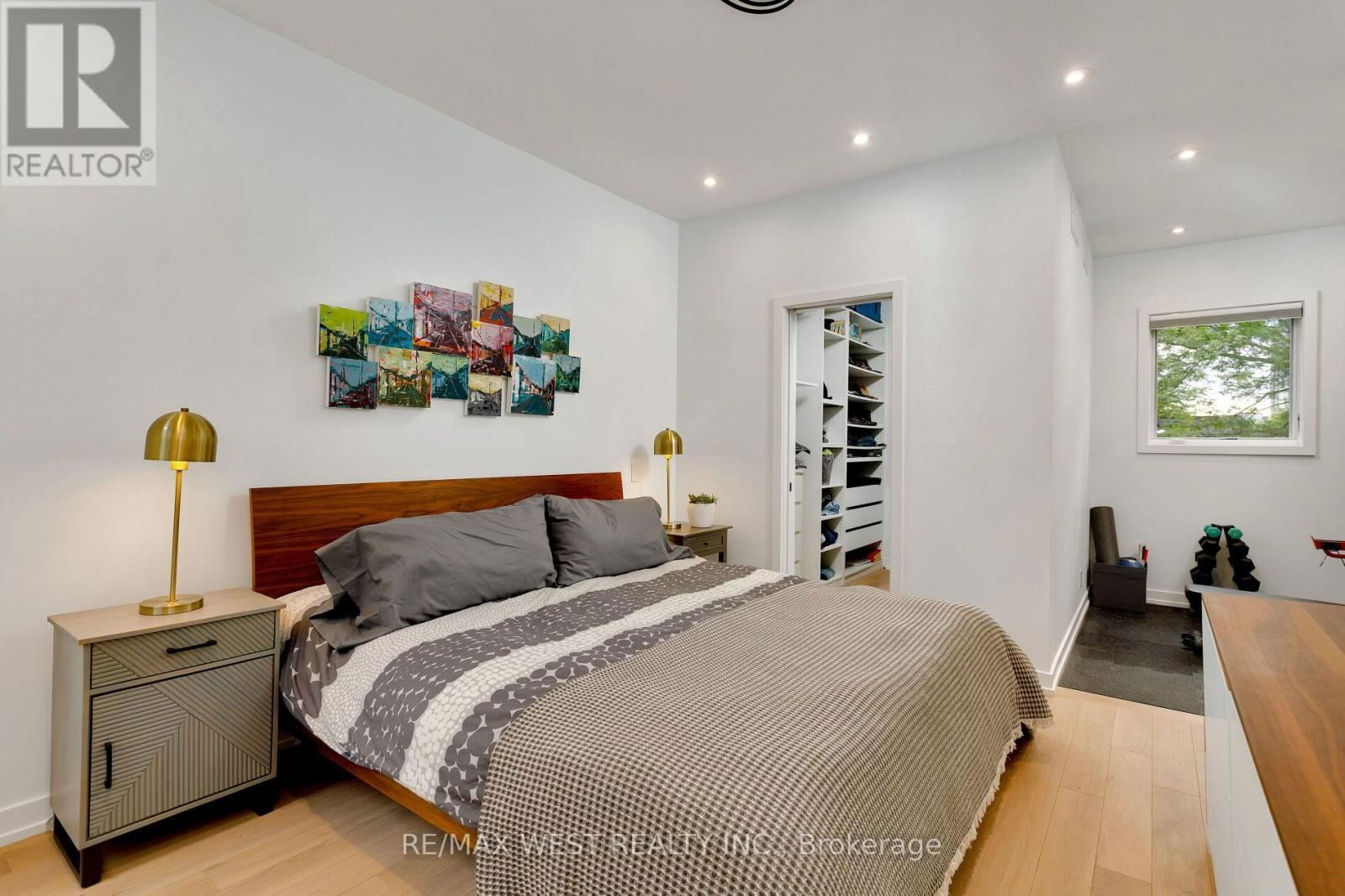 21 COWAN AVENUE Image 31