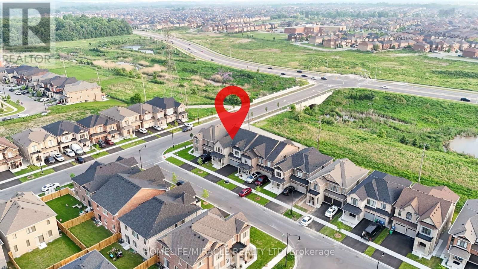 4 BAVENDEN CRESCENT Image 3