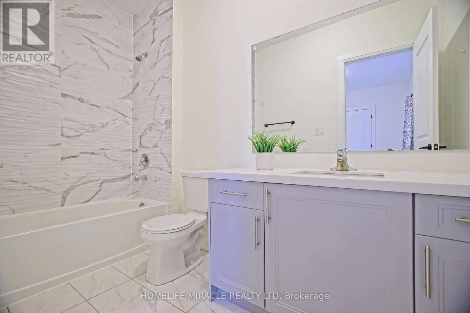 4 BAVENDEN CRESCENT Image 30