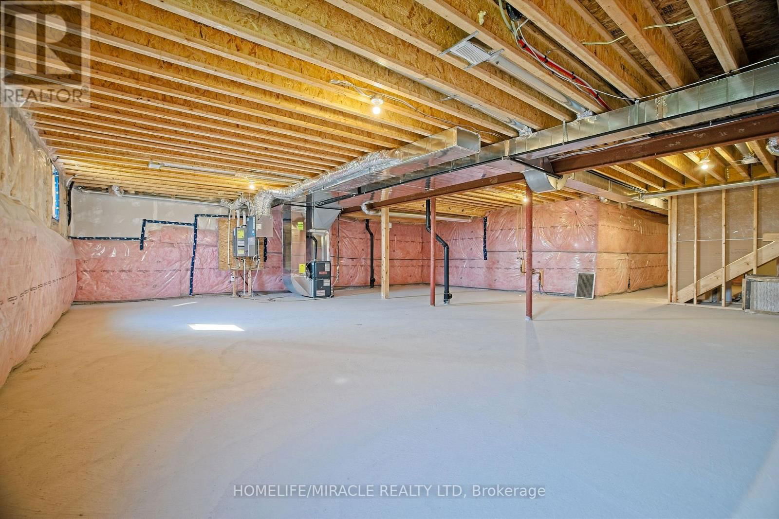 4 BAVENDEN CRESCENT Image 41