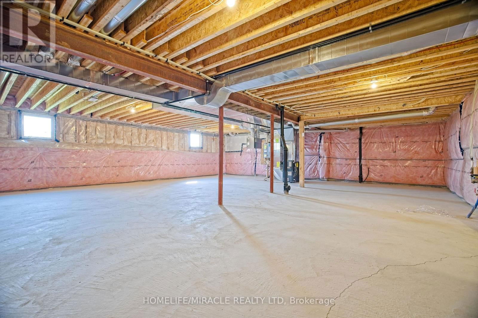 4 BAVENDEN CRESCENT Image 42