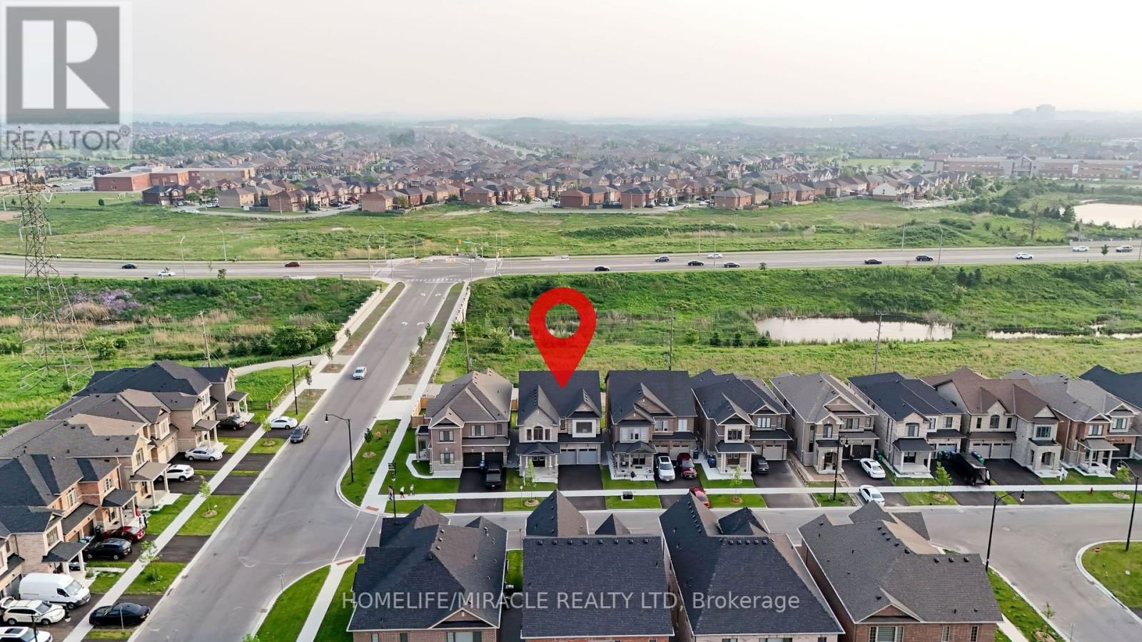 4 BAVENDEN CRESCENT Image 5