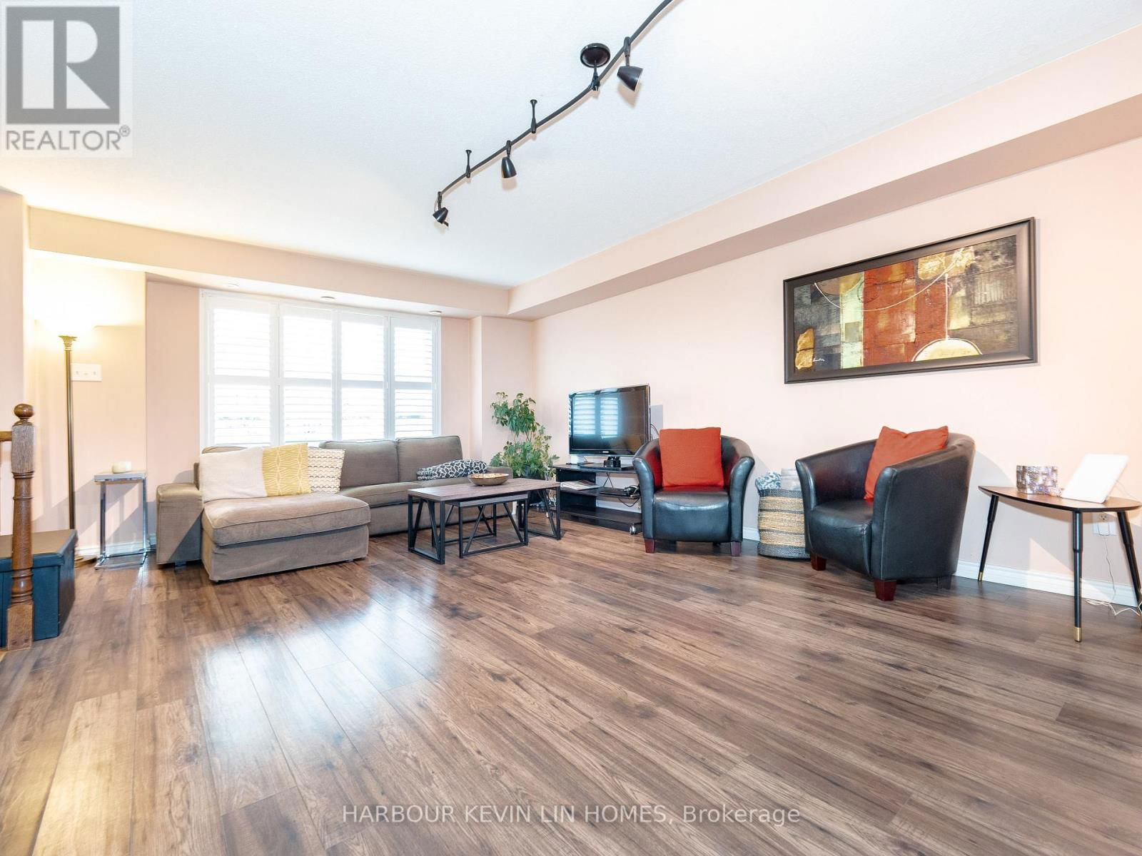 261 - 4975 SOUTHAMPTON DRIVE Image 13