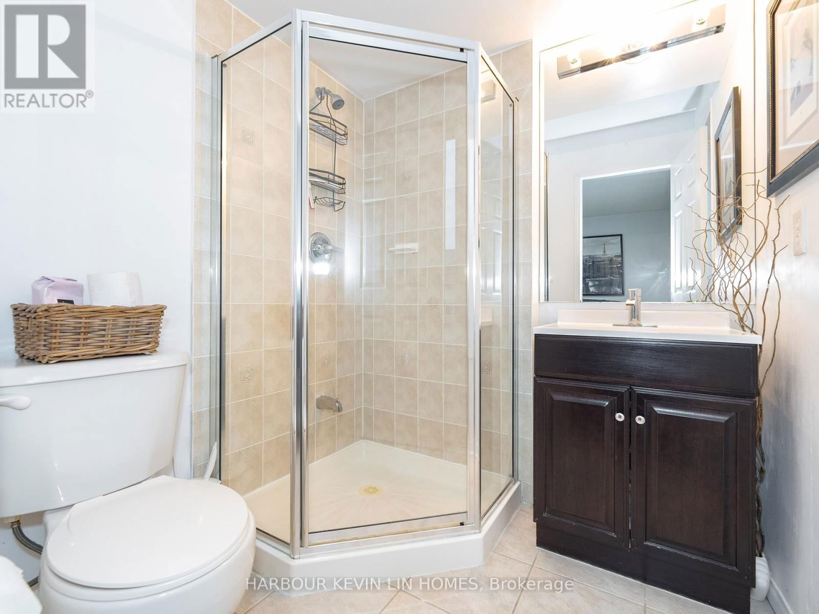 261 - 4975 SOUTHAMPTON DRIVE Image 36