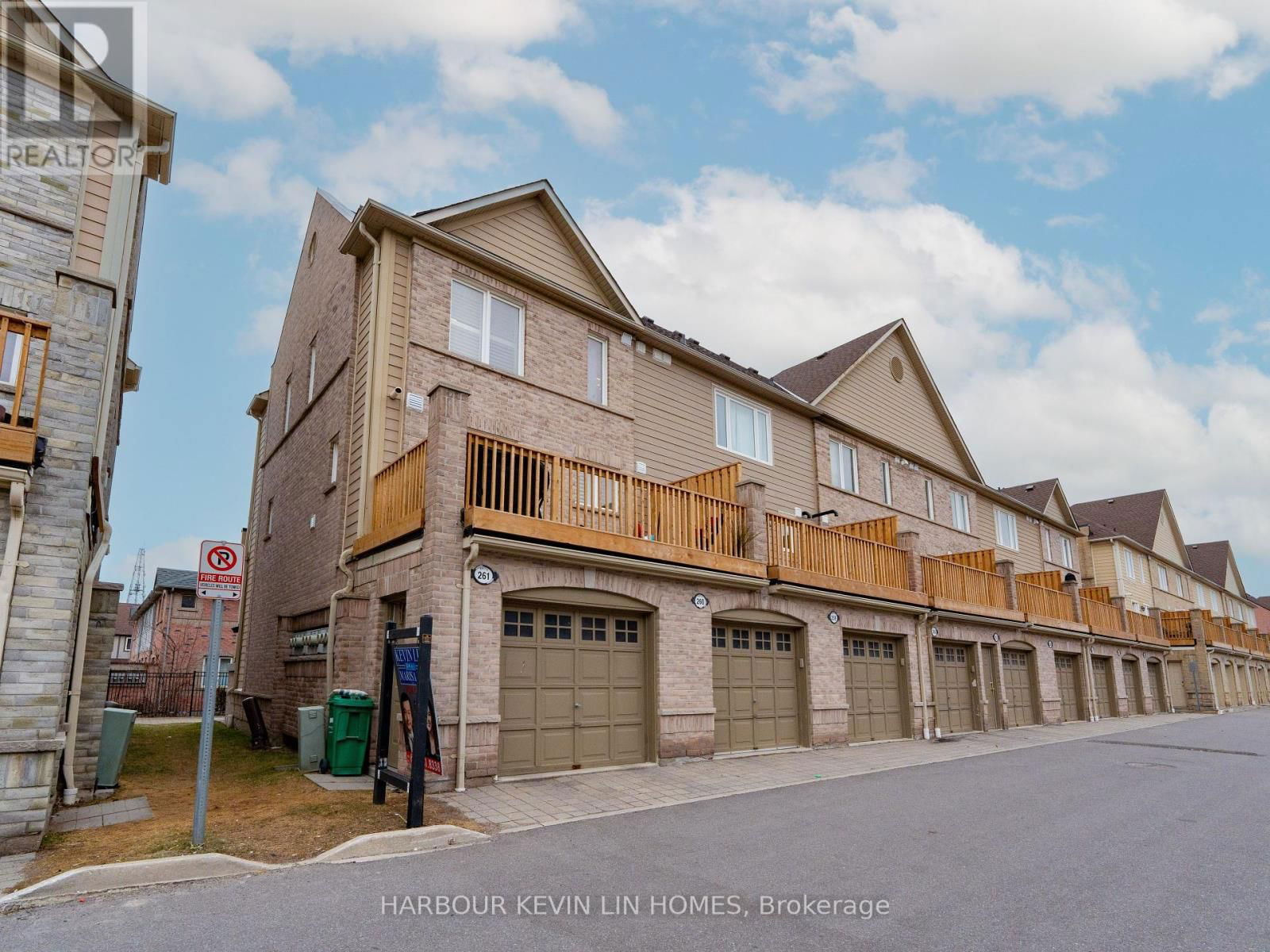 261 - 4975 SOUTHAMPTON DRIVE Image 7