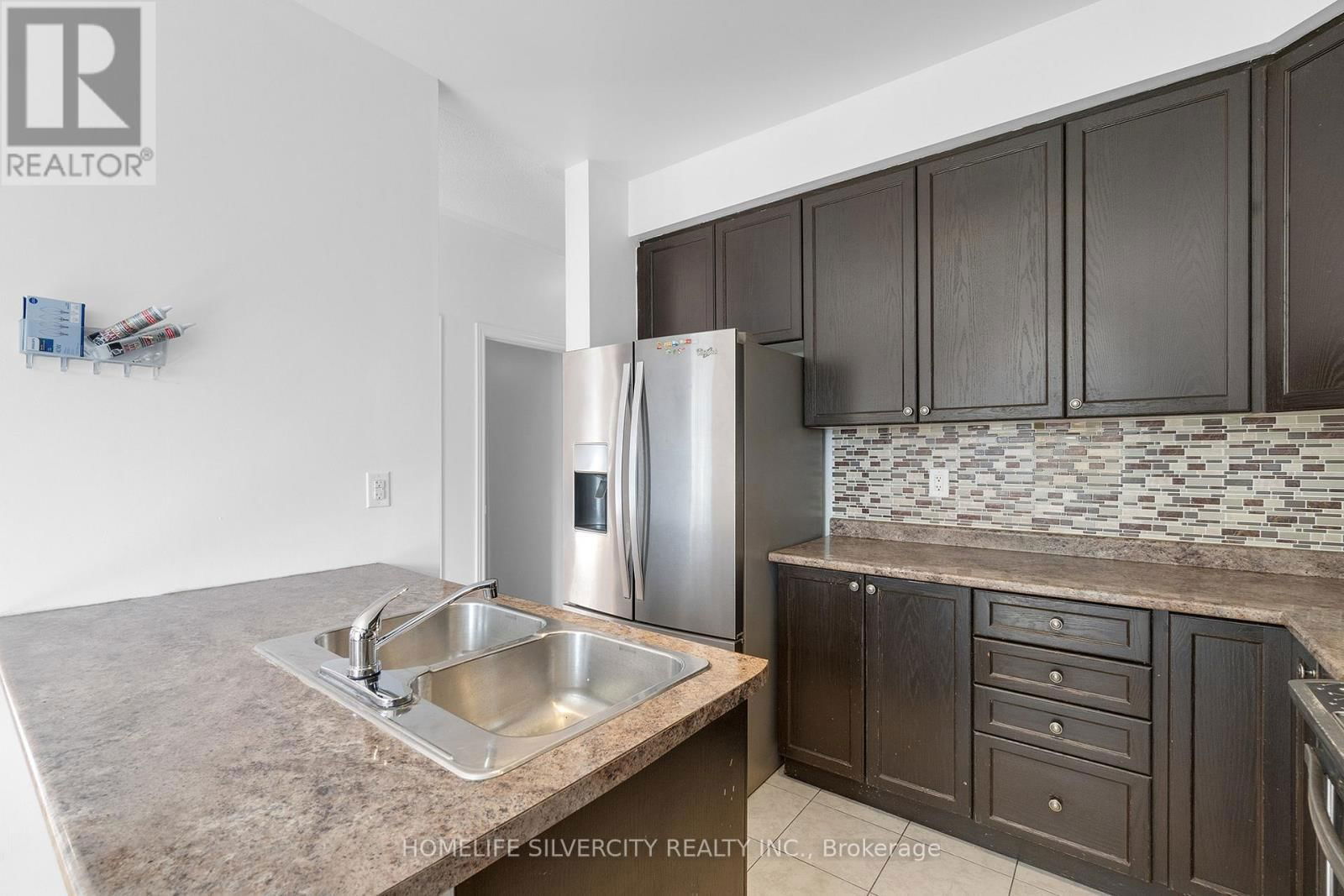 93 EDUCATION ROAD Image 15