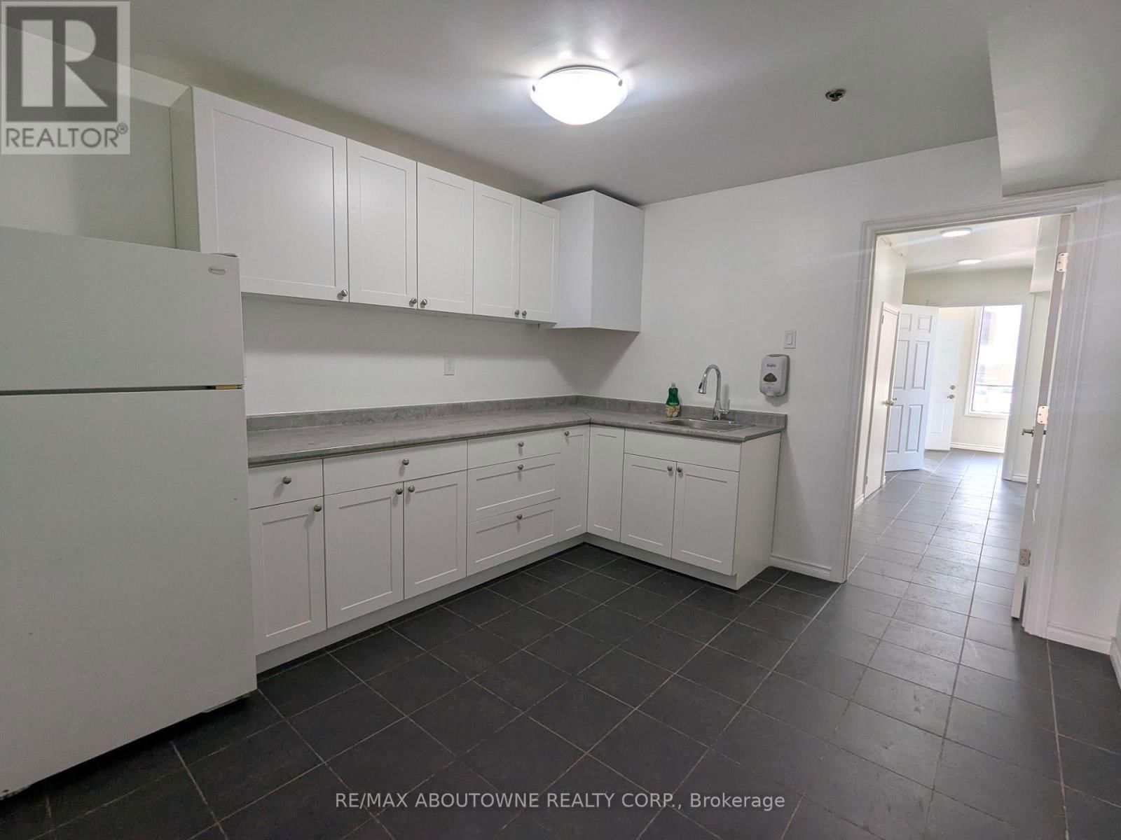 1A - 5125 HARVESTER ROAD Image 9
