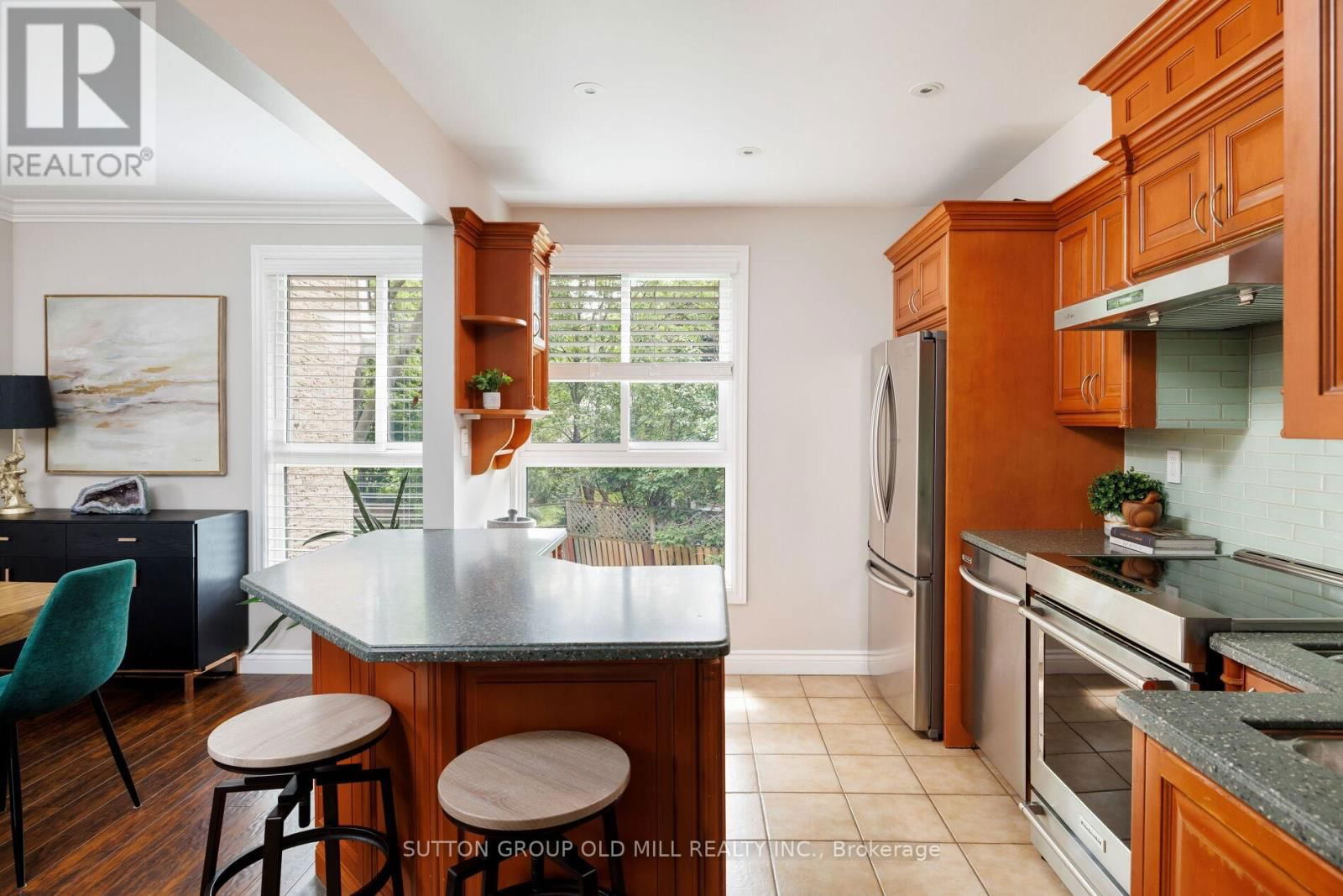 63 - 617 RATHBURN ROAD Image 15