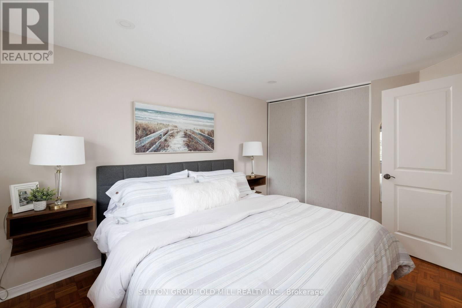 63 - 617 RATHBURN ROAD Image 23