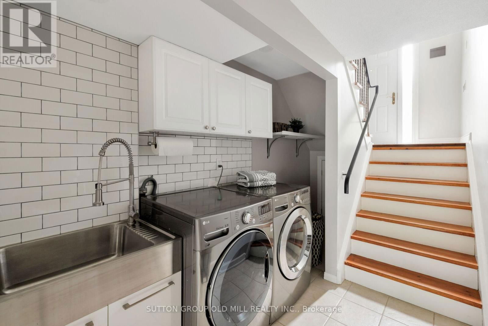63 - 617 RATHBURN ROAD Image 35