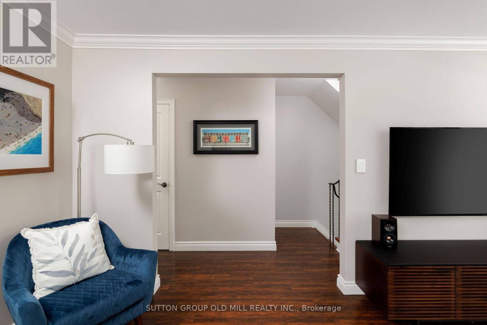 63 - 617 RATHBURN ROAD Image 6