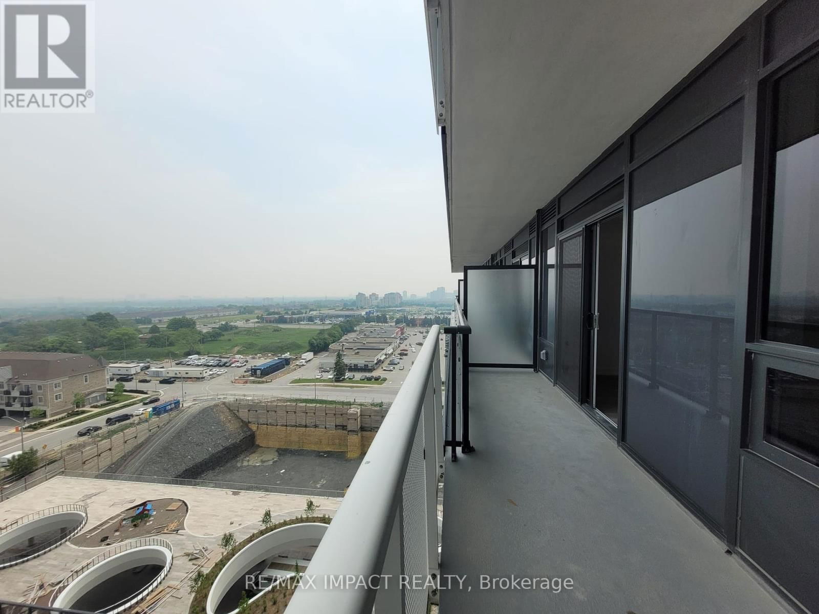 1012 - 5105 HURONTARIO STREET Image 20