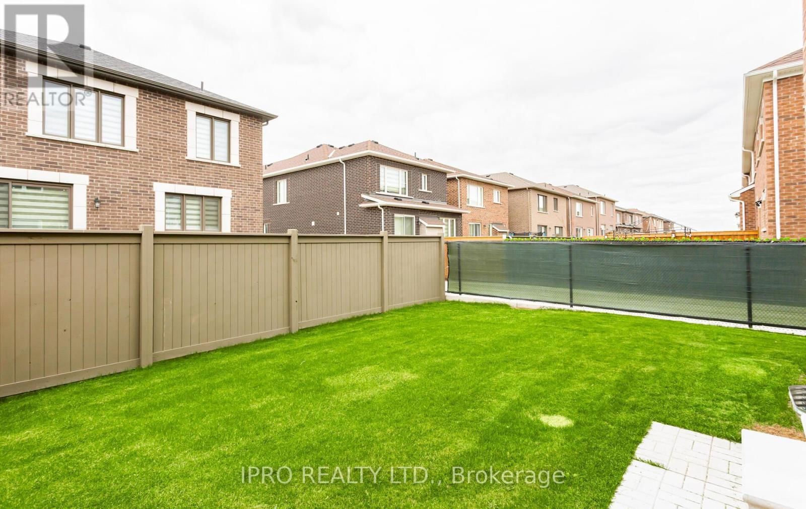 539 BELLFLOWER COURT Image 33