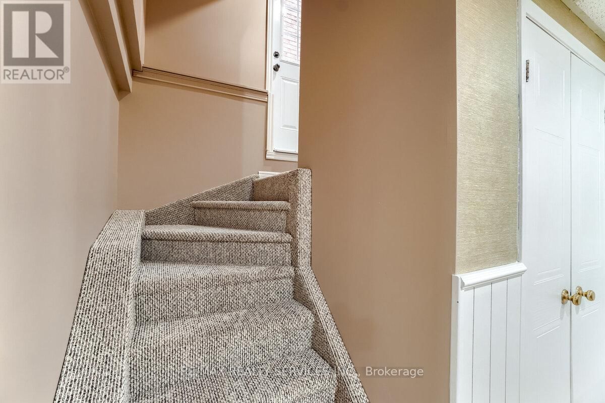 27 STANWELL (LOWER) DRIVE Image 8