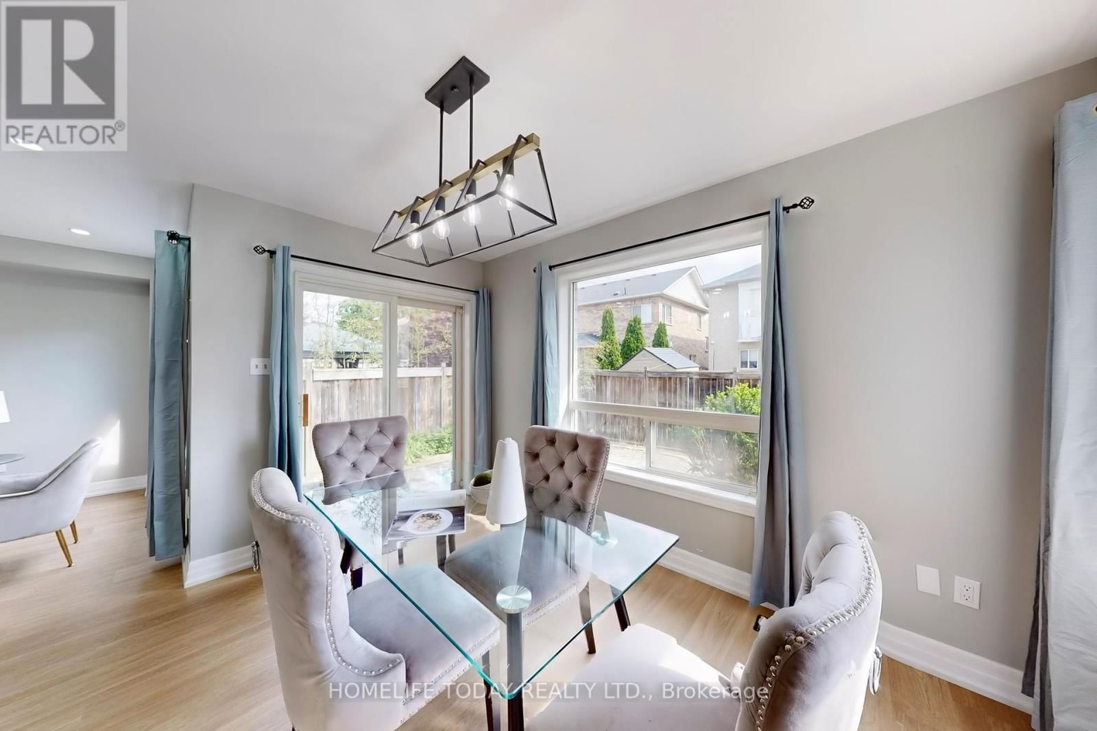 7 COLBECK CRESCENT Image 10
