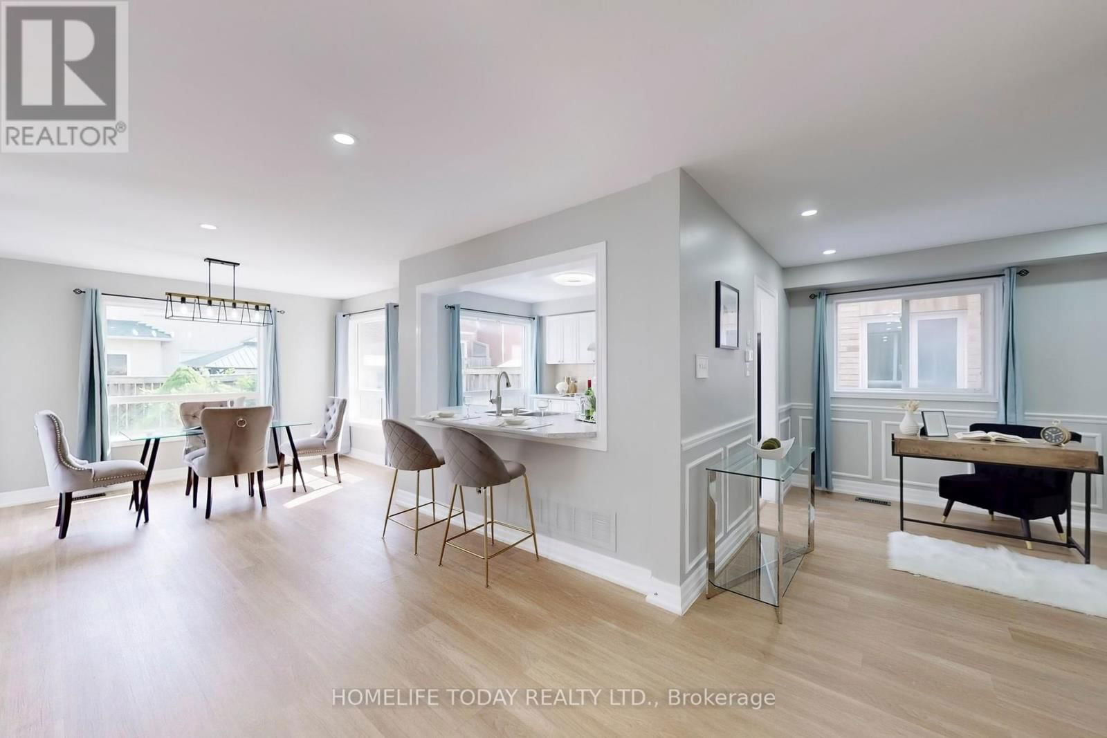 7 COLBECK CRESCENT Image 12