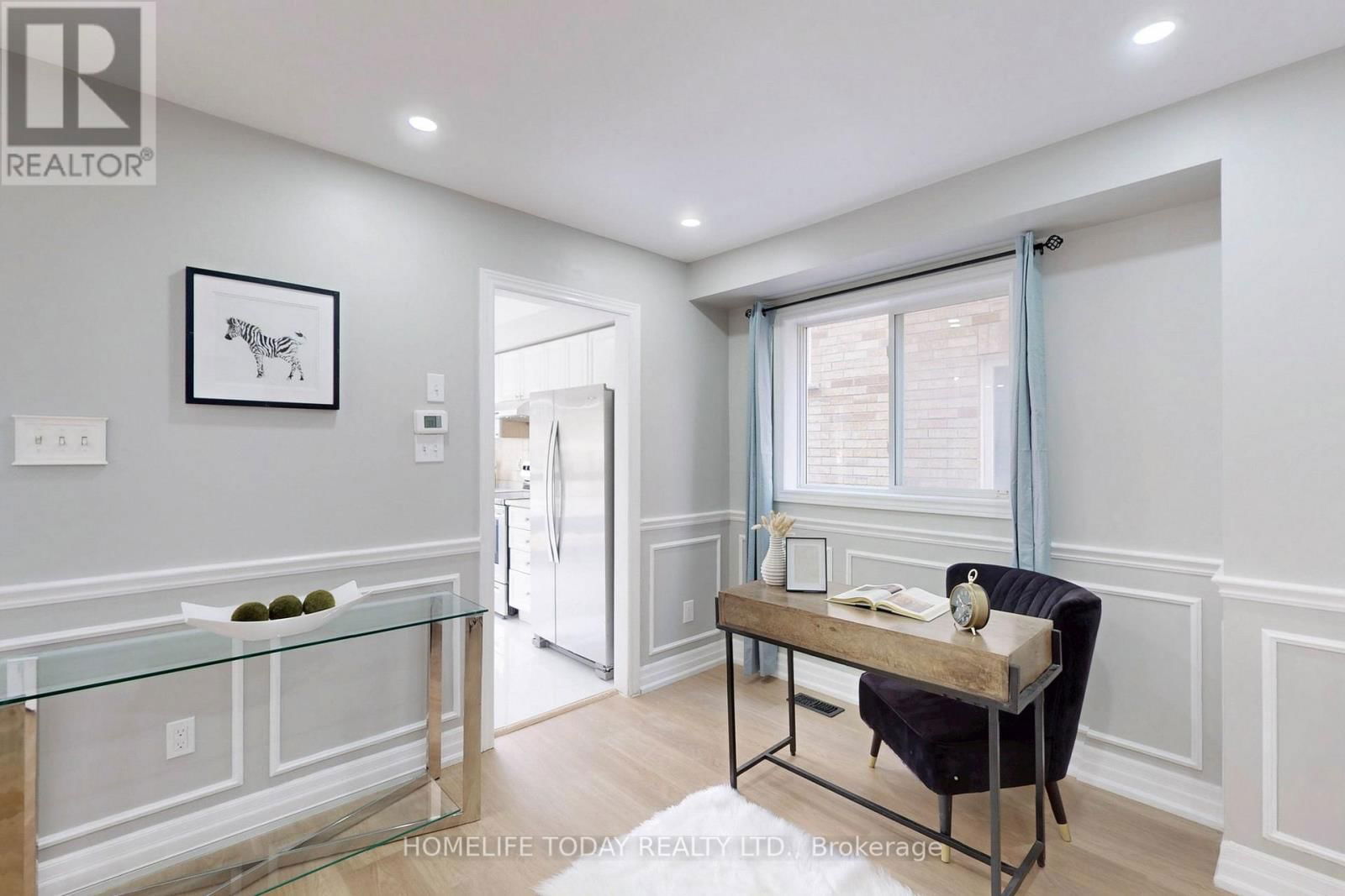 7 COLBECK CRESCENT Image 21