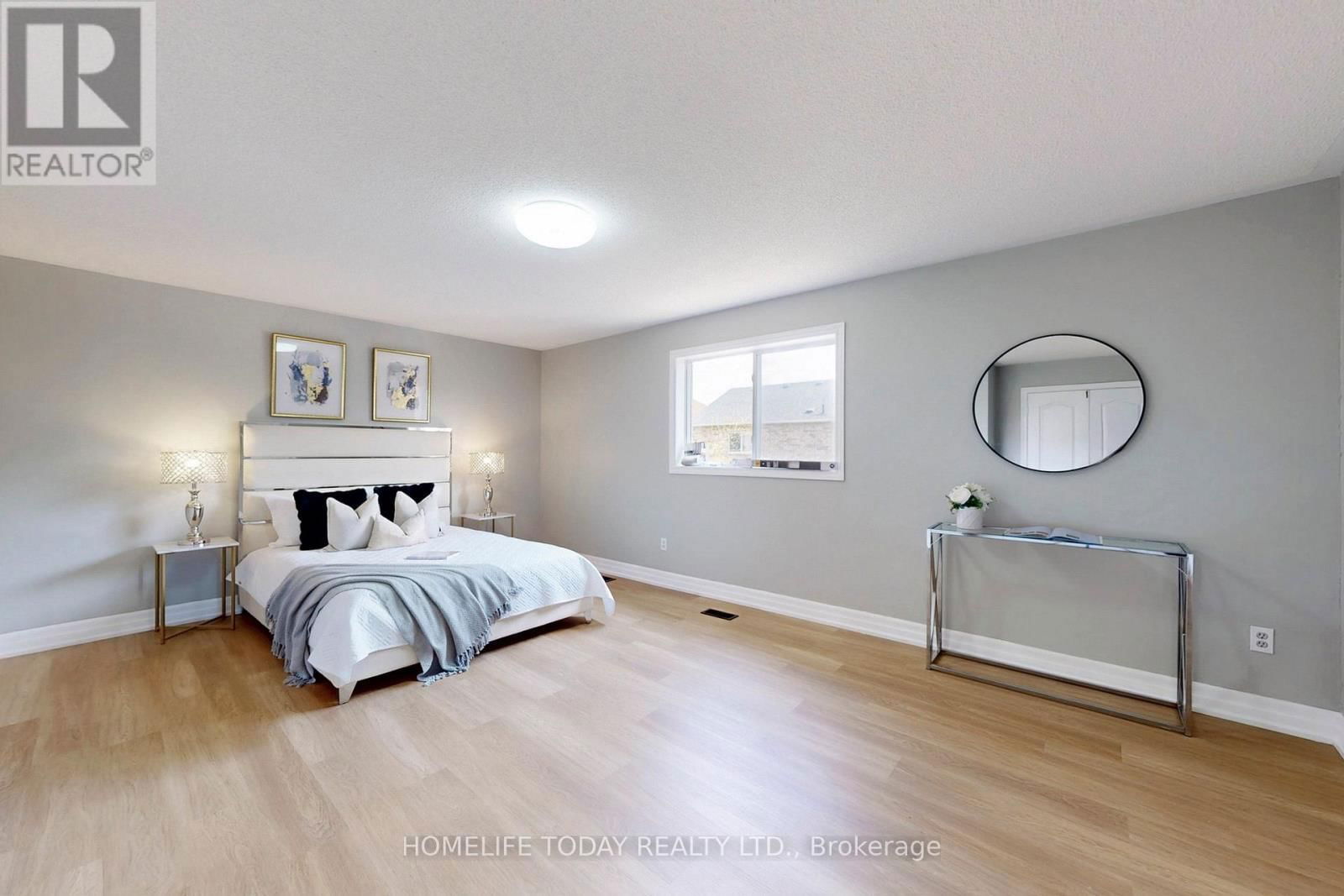 7 COLBECK CRESCENT Image 27
