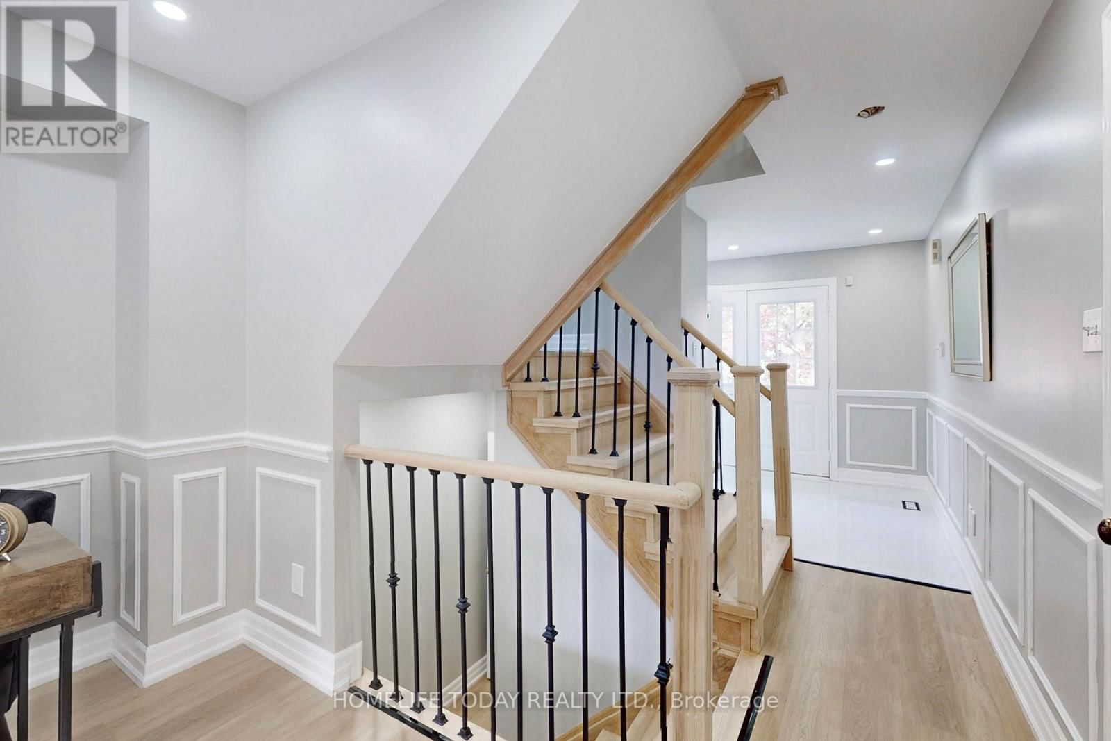 7 COLBECK CRESCENT Image 39