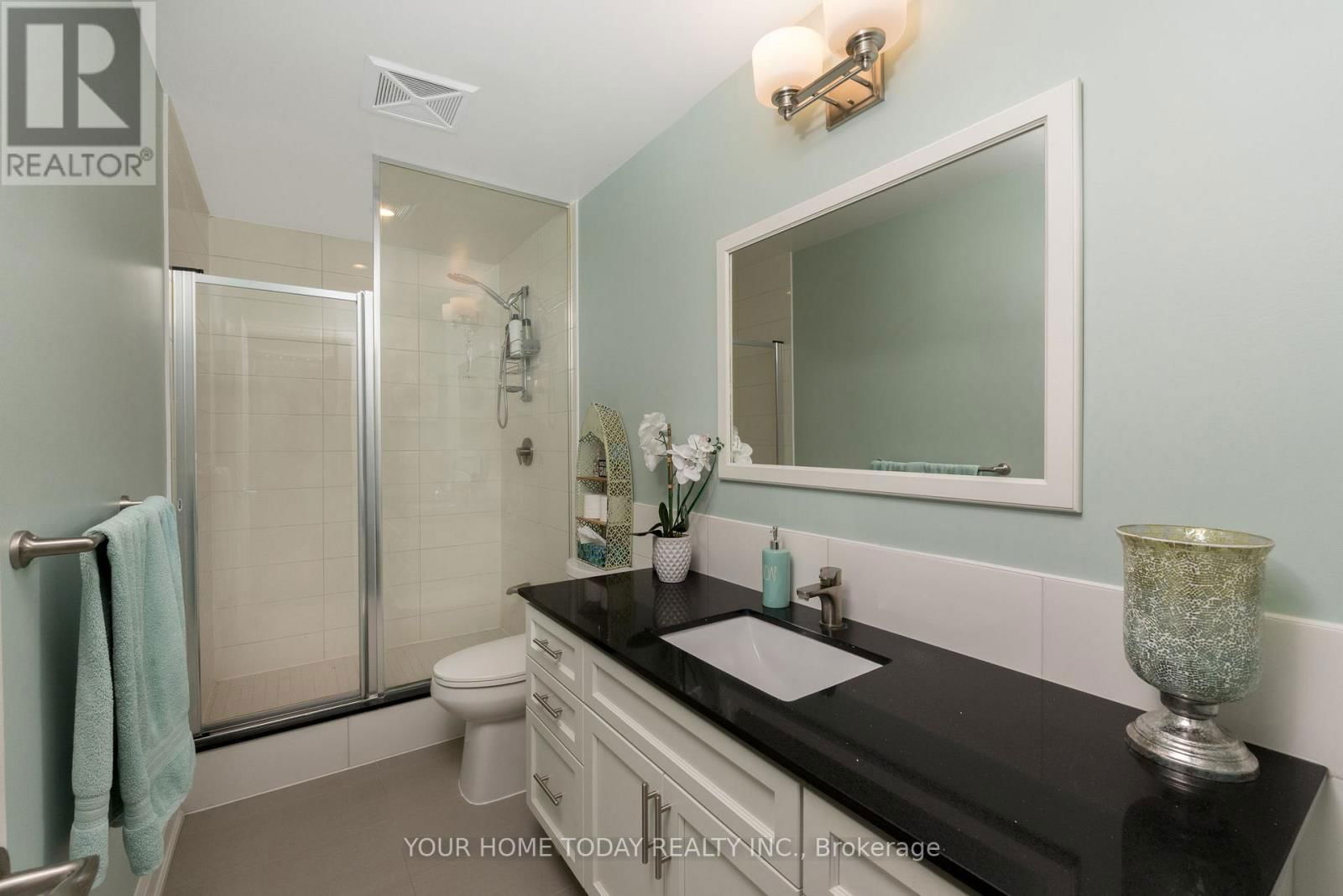 902 - 50 HALL ROAD Image 35