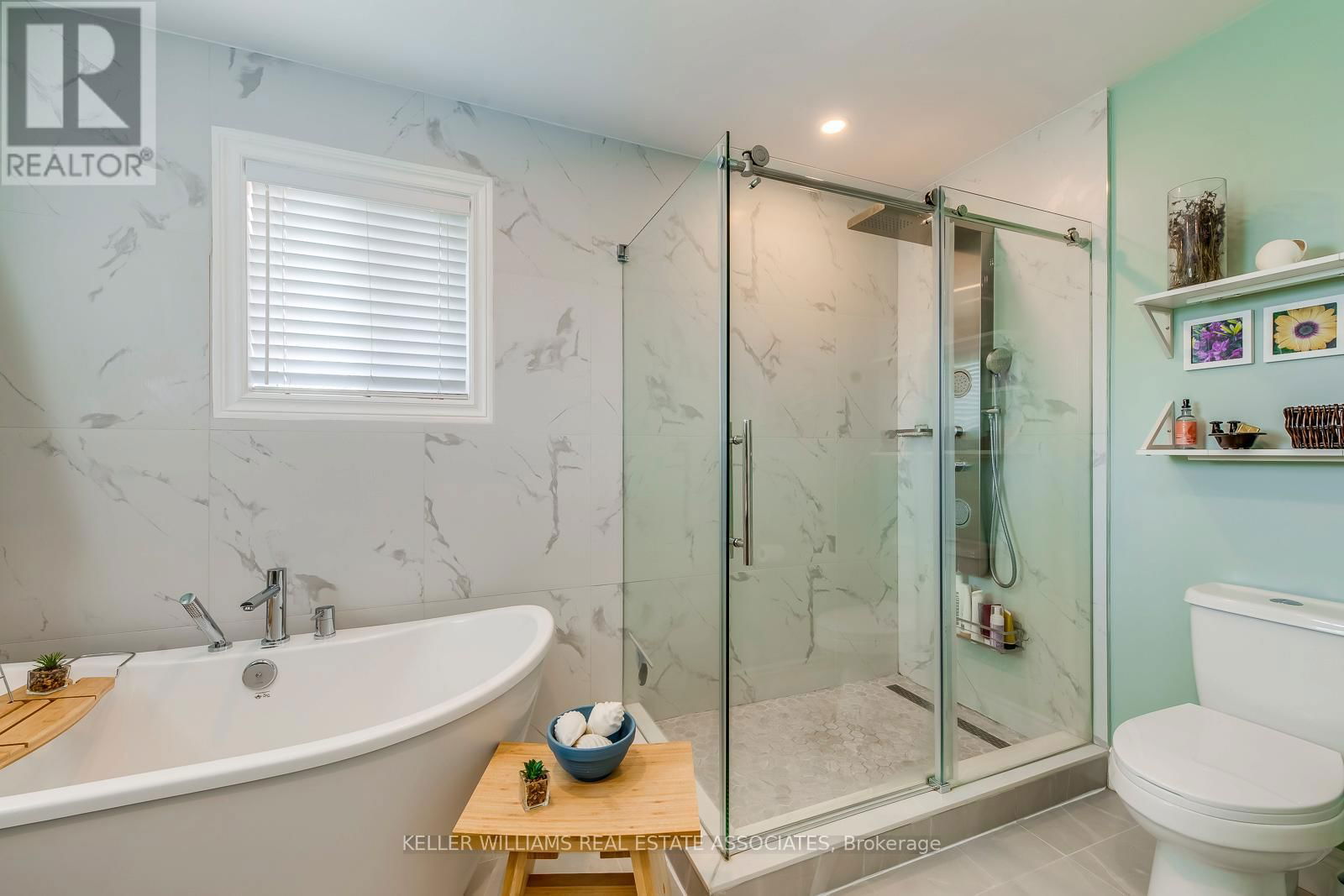 3930 BAGGINS COURT Image 17