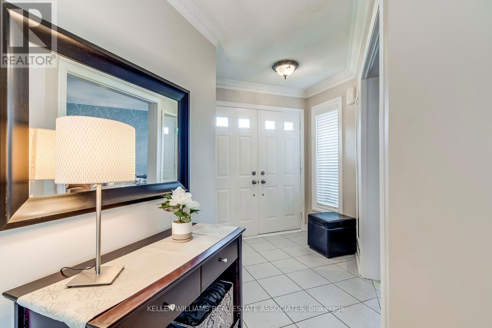 3930 BAGGINS COURT Image 4