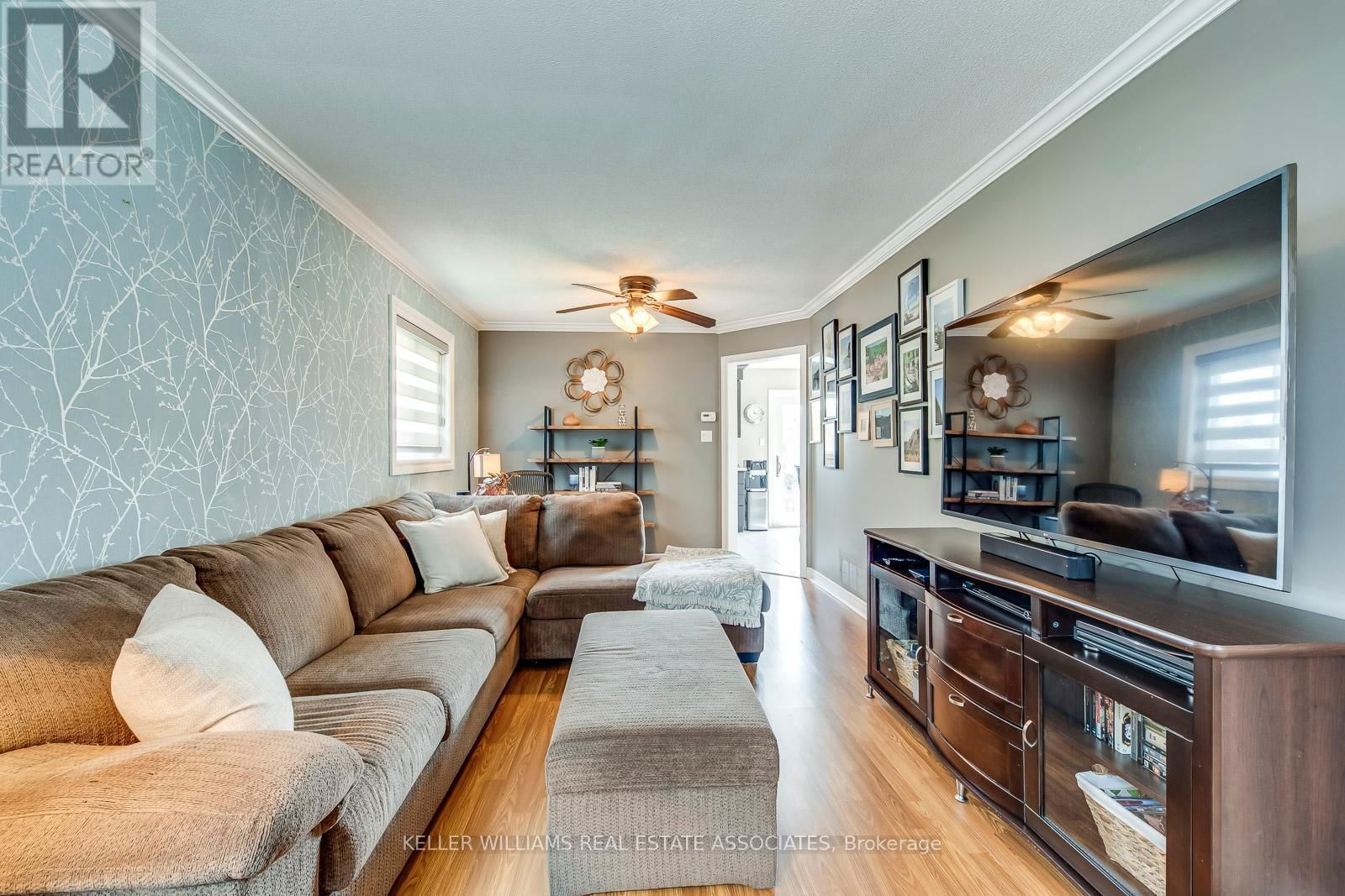 3930 BAGGINS COURT Image 6