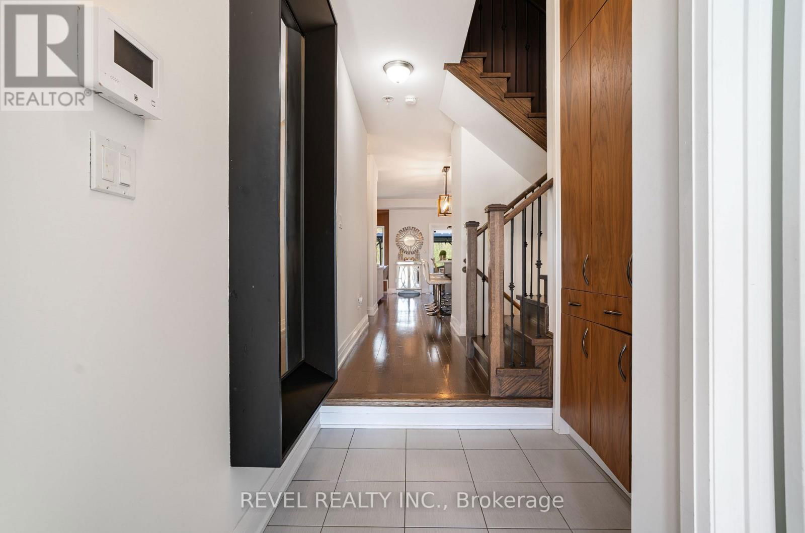 11 OLIANA WAY Image 2