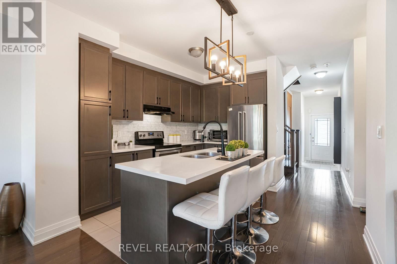 11 OLIANA WAY Image 5