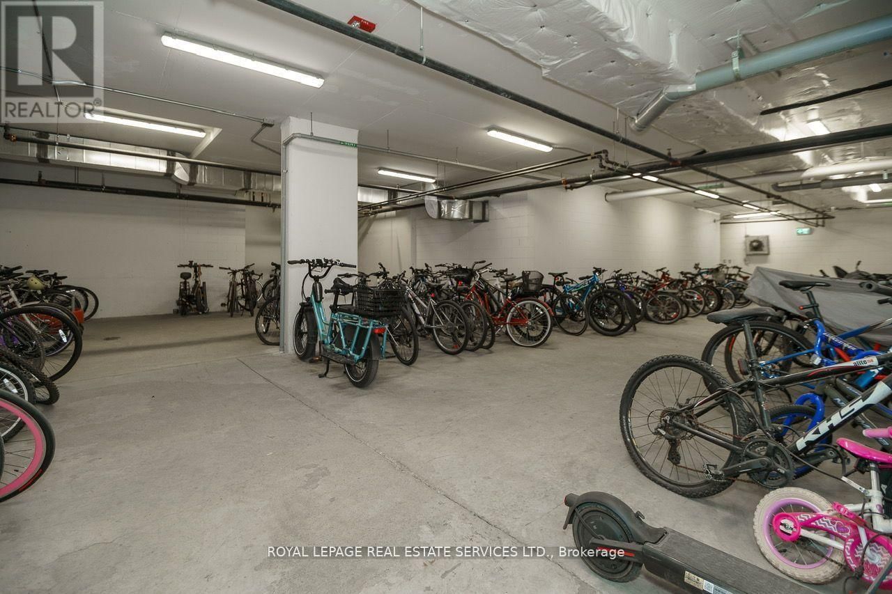 13 - 650 ATWATER AVENUE Image 37
